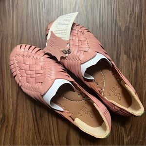 Ana 2.0 Huaraches Sandals Vaqueta Peony